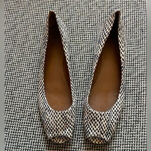 Aquatalia Patterned Black and Cream Flats